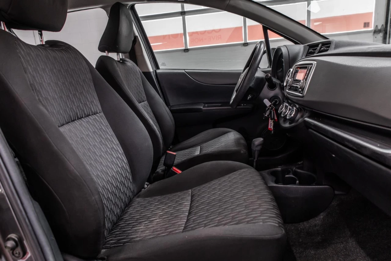 2014 Toyota Yaris Automatique hatchback Garantie 1 AN Image principale