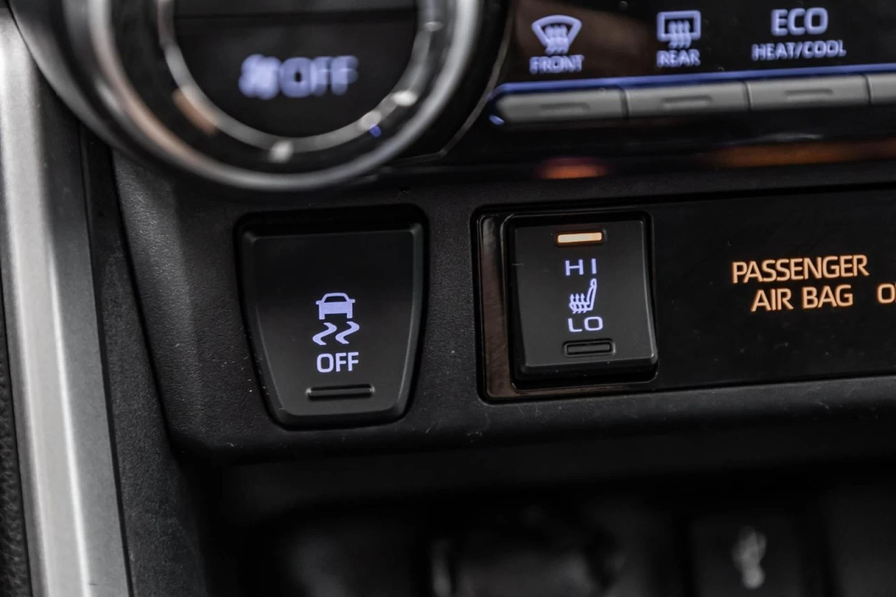 2020 Toyota RAV4 XLE AWD+TOIT.OUVRANT+SIEGES.CHAUFF+CARPLAY Main Image