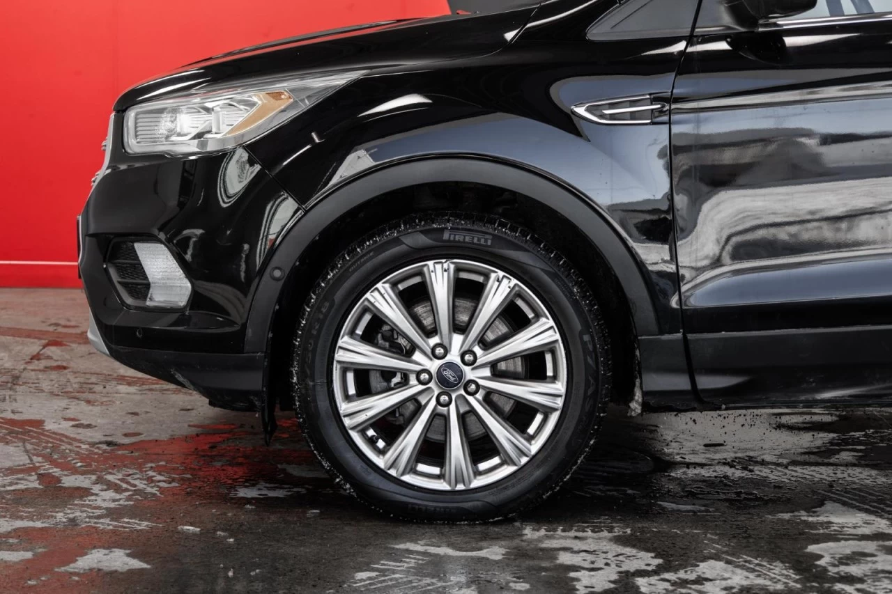 2017 Ford Escape Titanium 4WD+NAVI+TOIT.PANO+CUIR+SIEGES.CHAUFFANTS Image principale