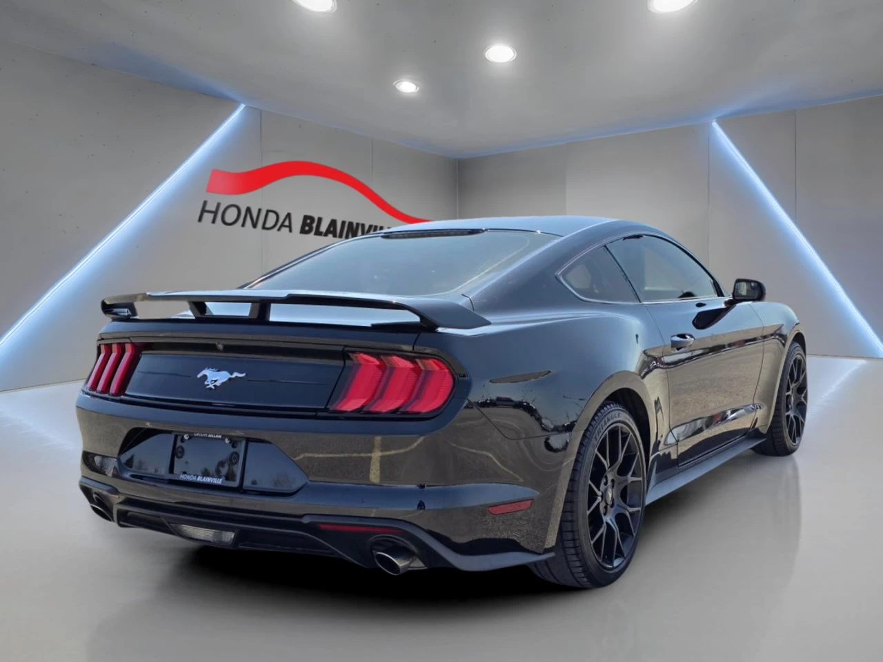 2018 Ford Mustang EcoBoost Fastback Image principale