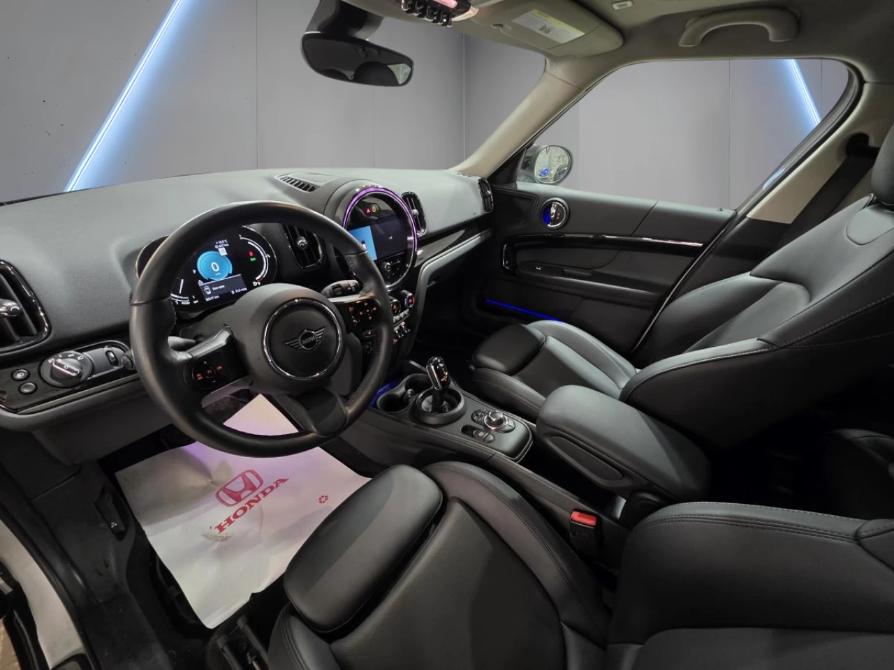 2022 MINI Countryman Cooper S ALL4 Main Image