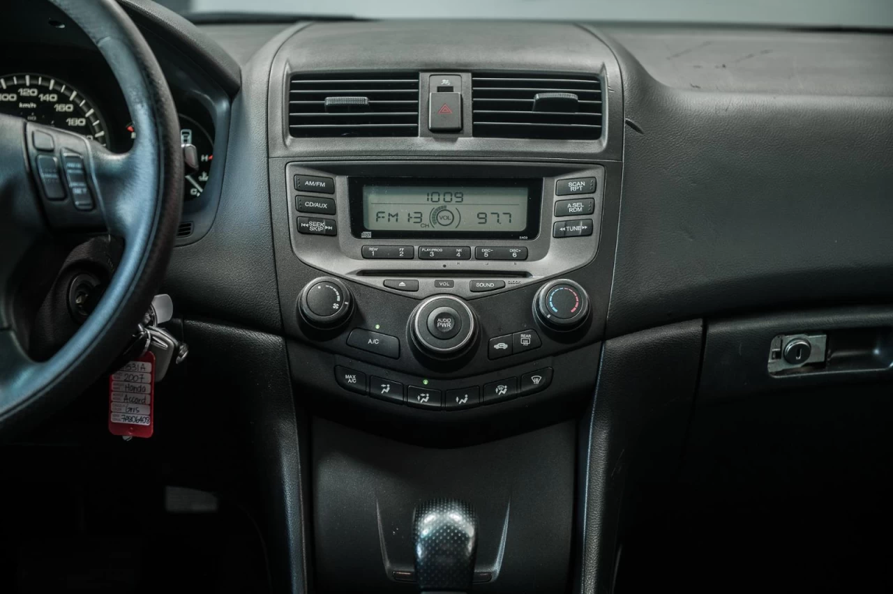 2007 Honda Accord Sedan Automatique AUBAINE!!! Image principale