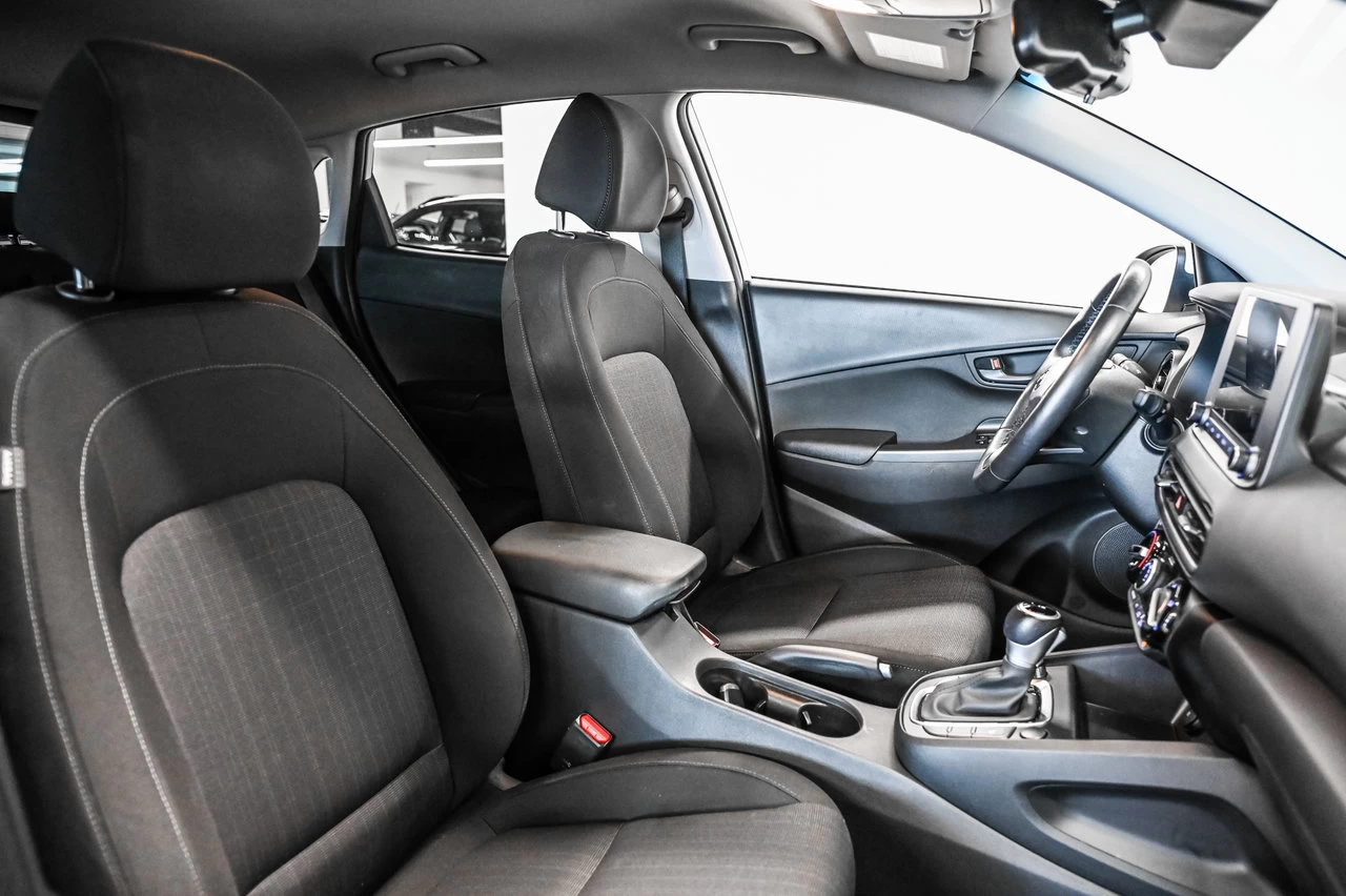 2023 Hyundai Kona Preferred Main Image