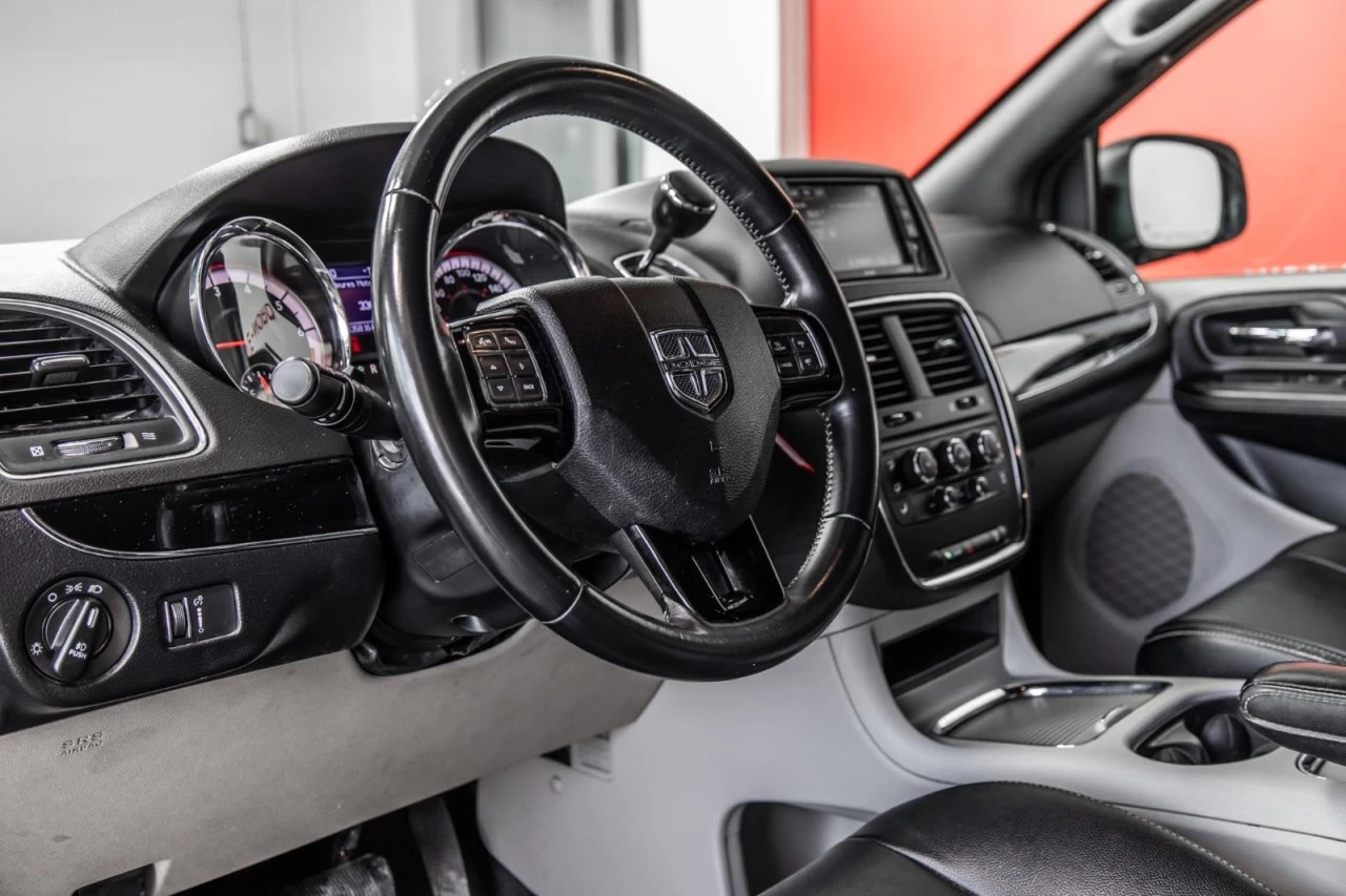 2018 Dodge Grand Caravan SXT Premium Plus CAM.RECUL+BLUETOOTH+REG.VITESSE Main Image