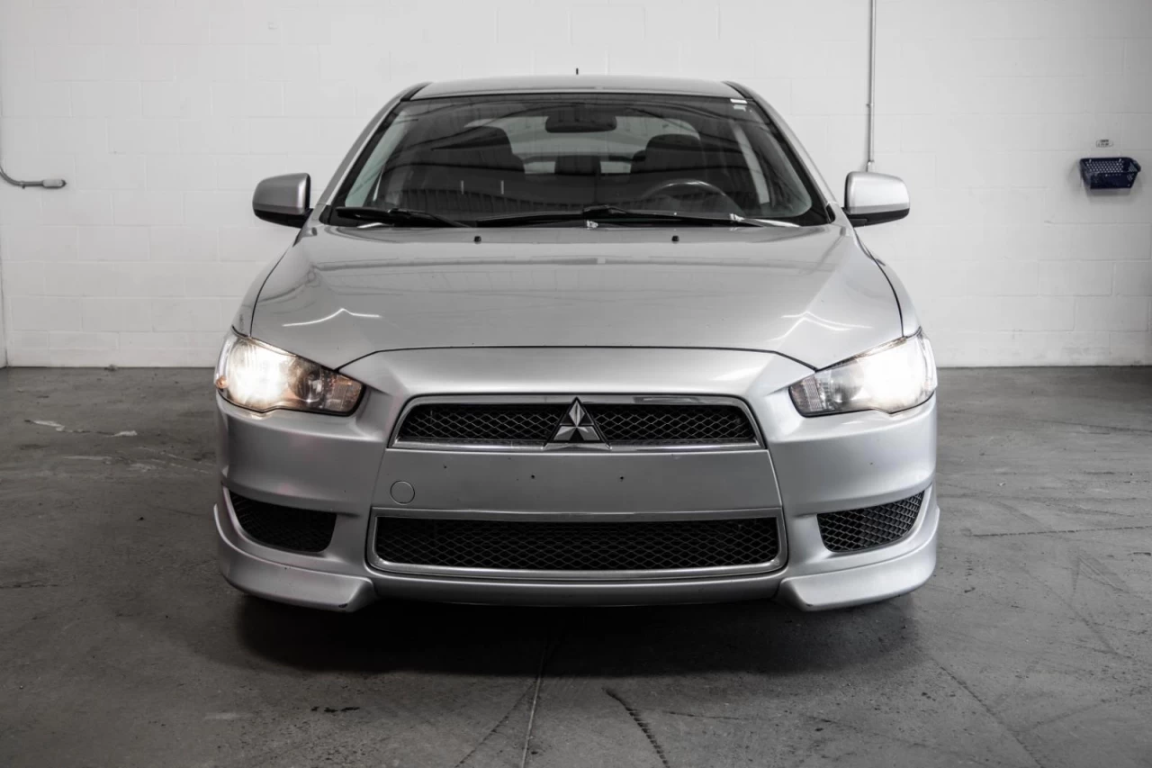 2012 Mitsubishi Lancer Automatique AUBAINE!!! Image principale