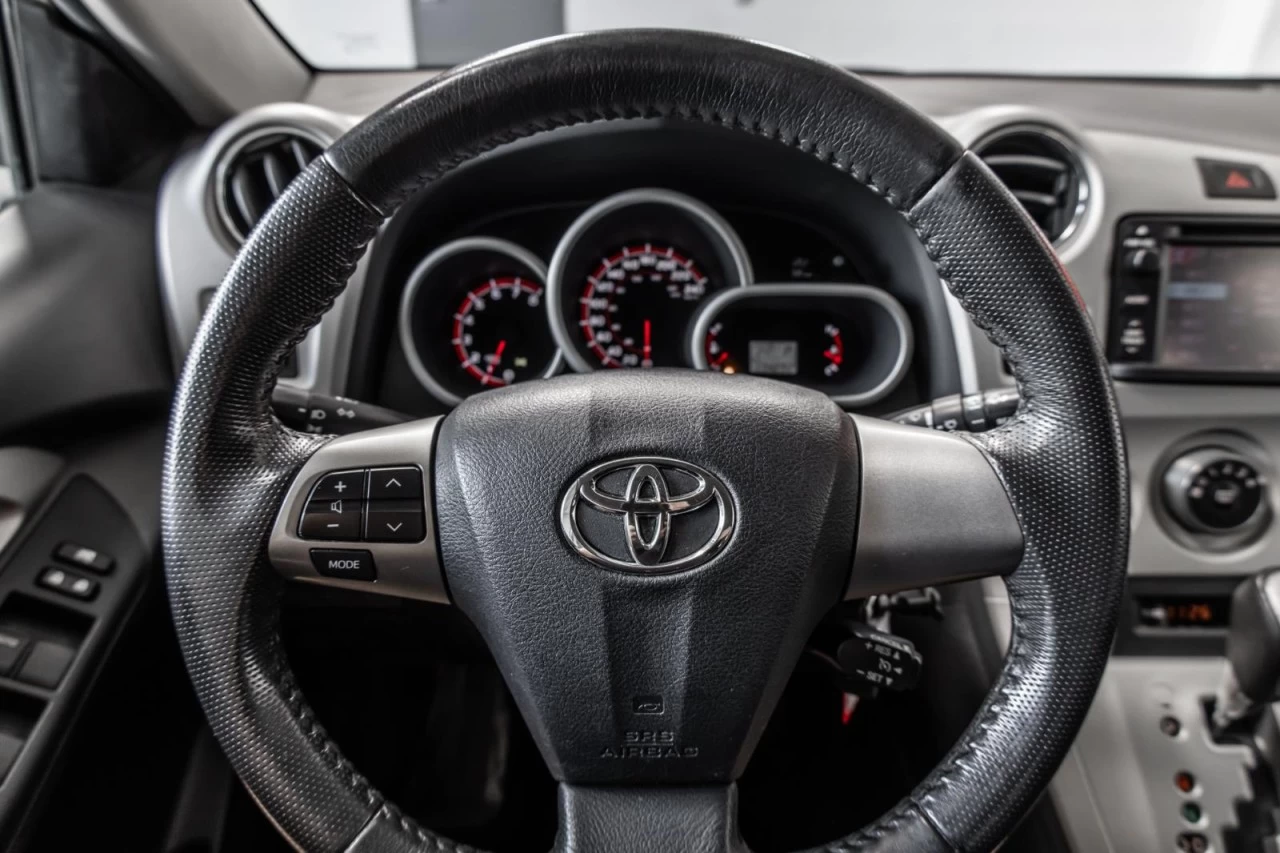 2013 Toyota Matrix Automatique AWD Garantie 1 AN Image principale