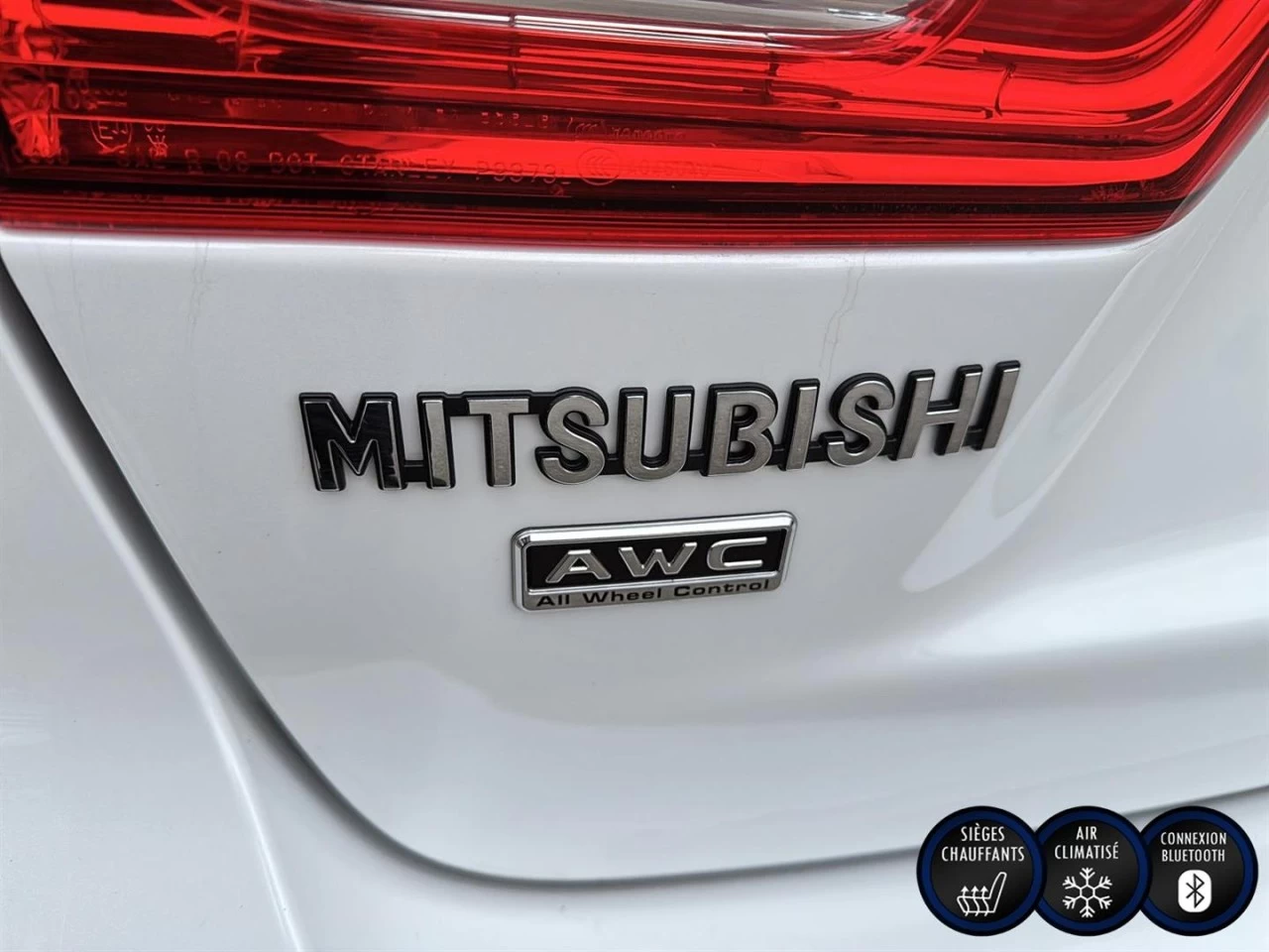 2019 Mitsubishi RVR SE AWC+SIEGES.CHAUFF+CAM.RECUL+BLUETOOTH+CARPLAY Main Image