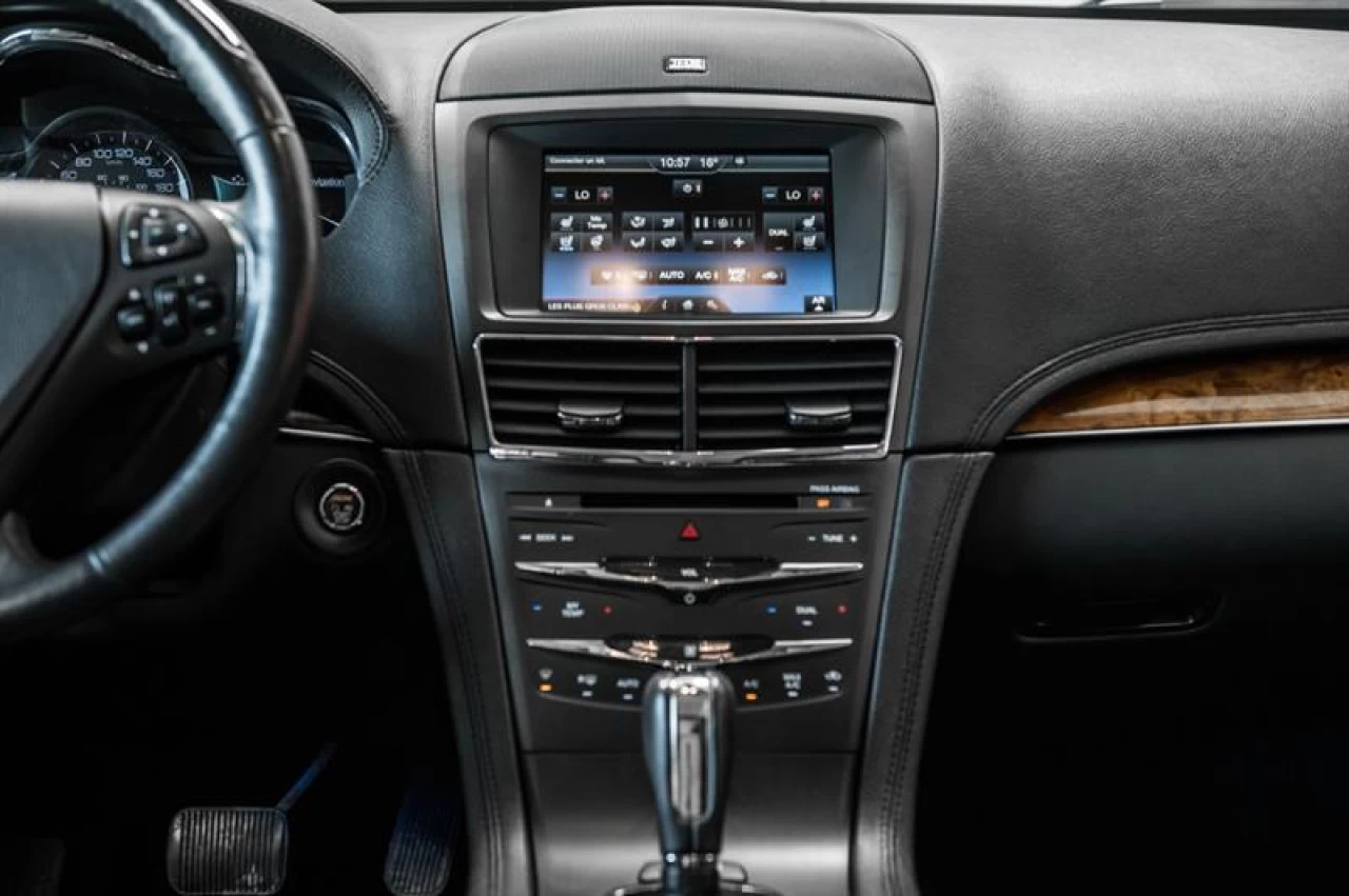 2014 Lincoln MKT AWD NAVI+CUIR+TOIT.PANO Image principale