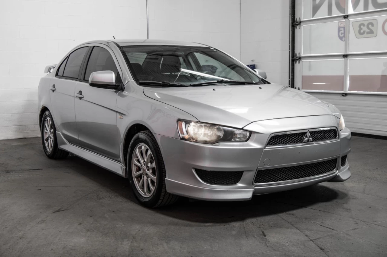 2012 Mitsubishi Lancer Automatique AUBAINE!!! Image principale