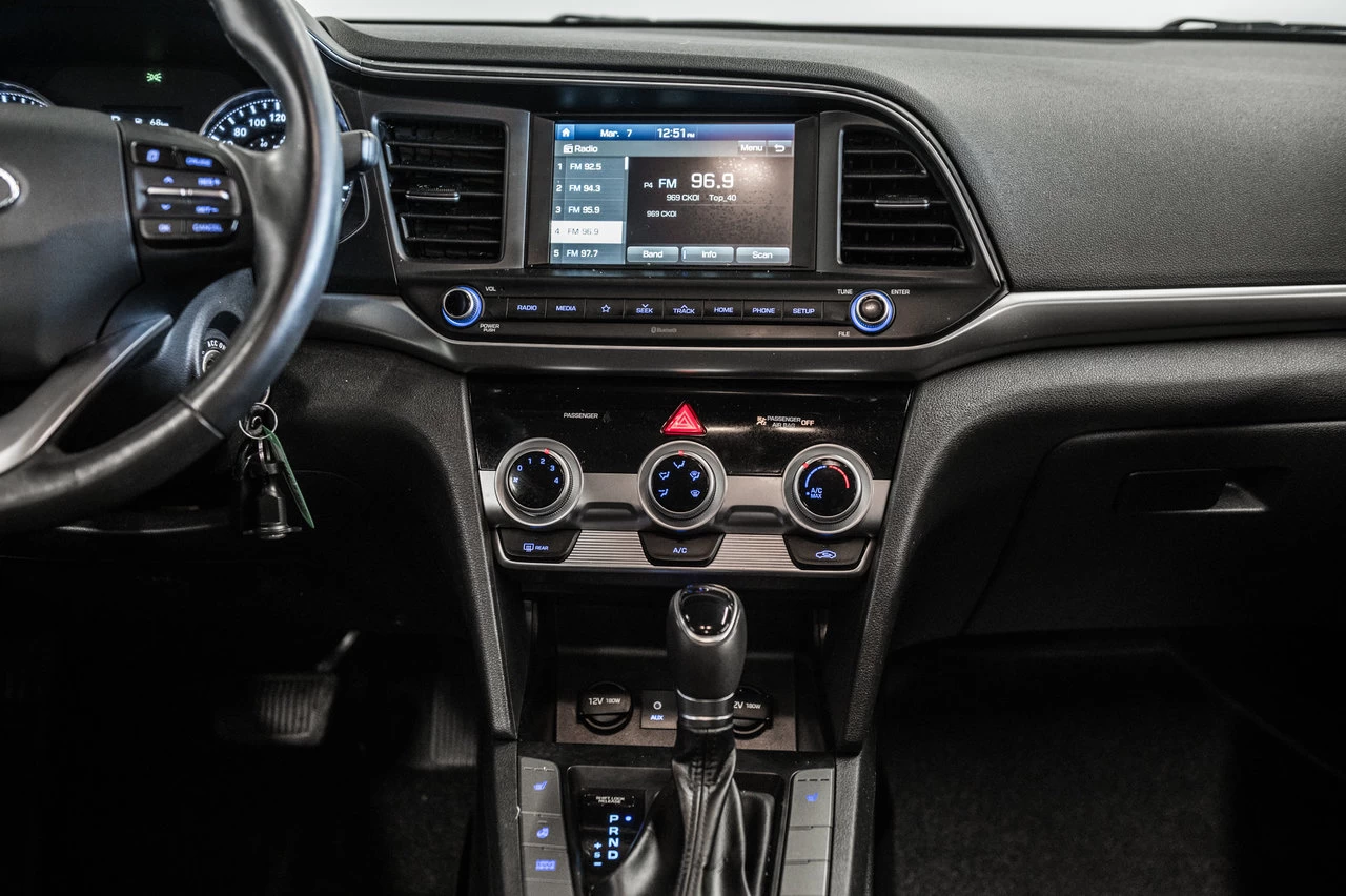 2020 Hyundai Elantra Preferred Image principale