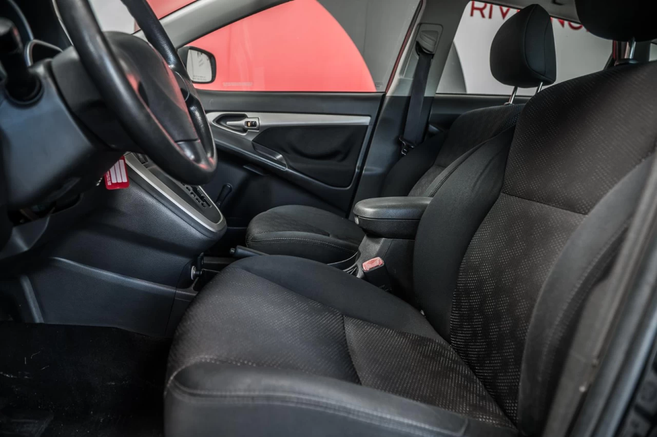 2009 Pontiac Vibe Automatique AUBAINE!!! Main Image