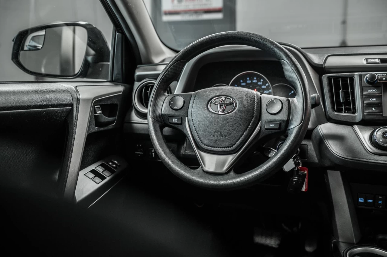 2016 Toyota RAV4 LE MAGS+SIEGES.CHAUFF+BLUETOOTH+CAM.RECUL Main Image