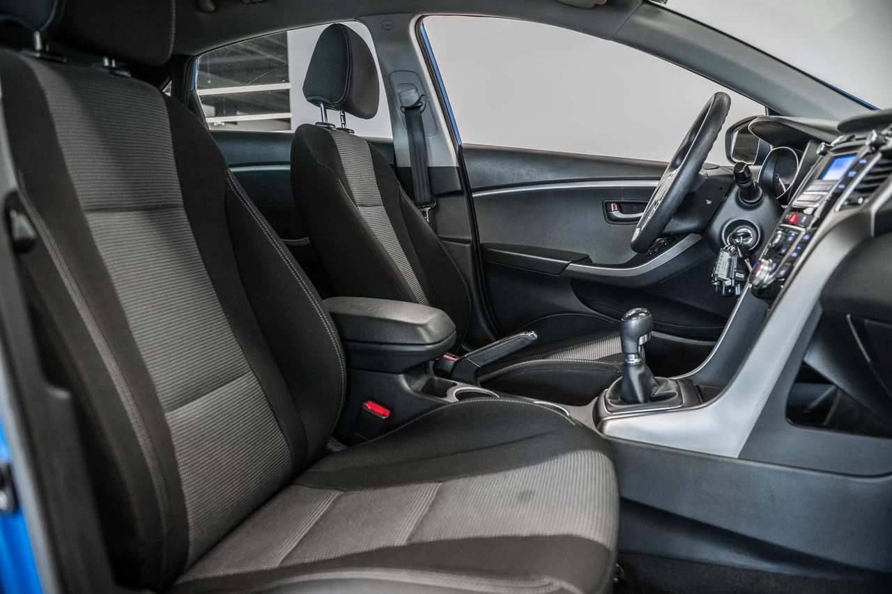 2017 Hyundai Elantra GT Gl Mags+sieges.chauf Image principale