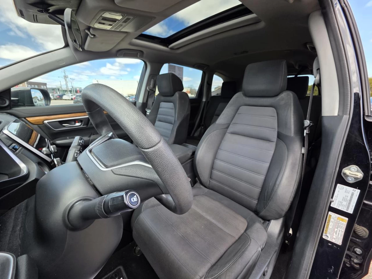 2017 Honda CR-V 4WD EX Main Image