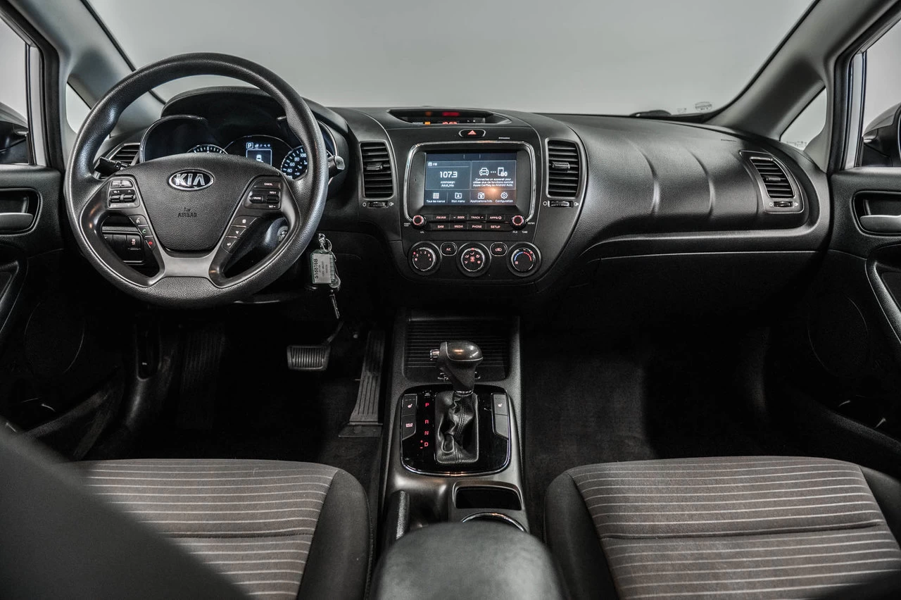 2017 Kia Forte Lx Bluetooth+sieges Main Image