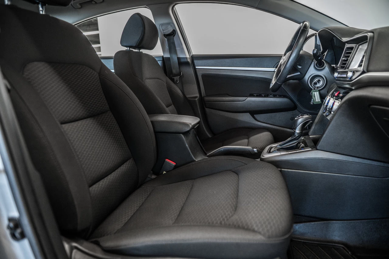 2020 Hyundai Elantra Preferred Image principale