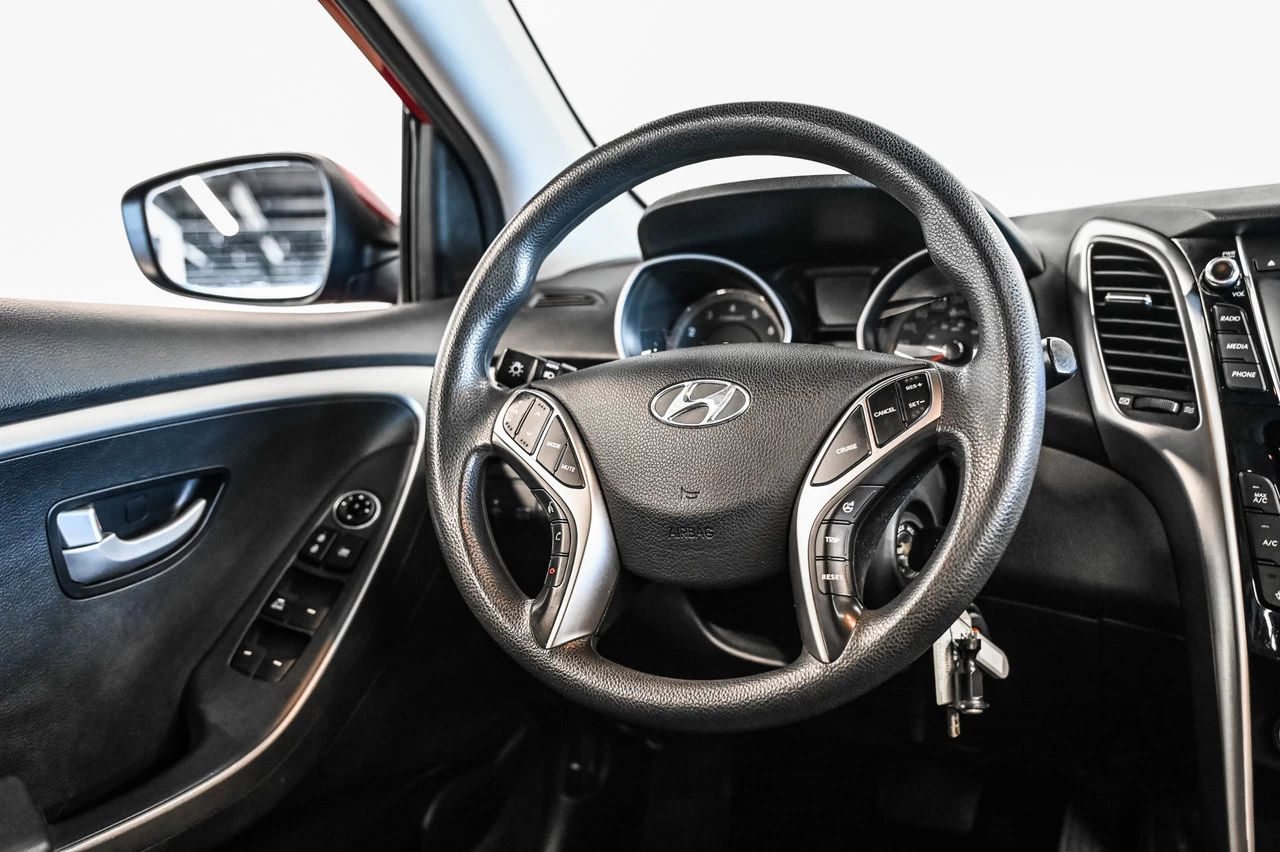 2017 Hyundai Elantra GT Se Mags+toit.pano+si Image principale