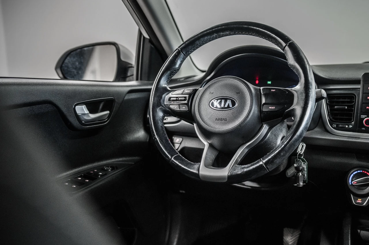2018 Kia Rio5 Lx Volant/sieges.cha Image principale