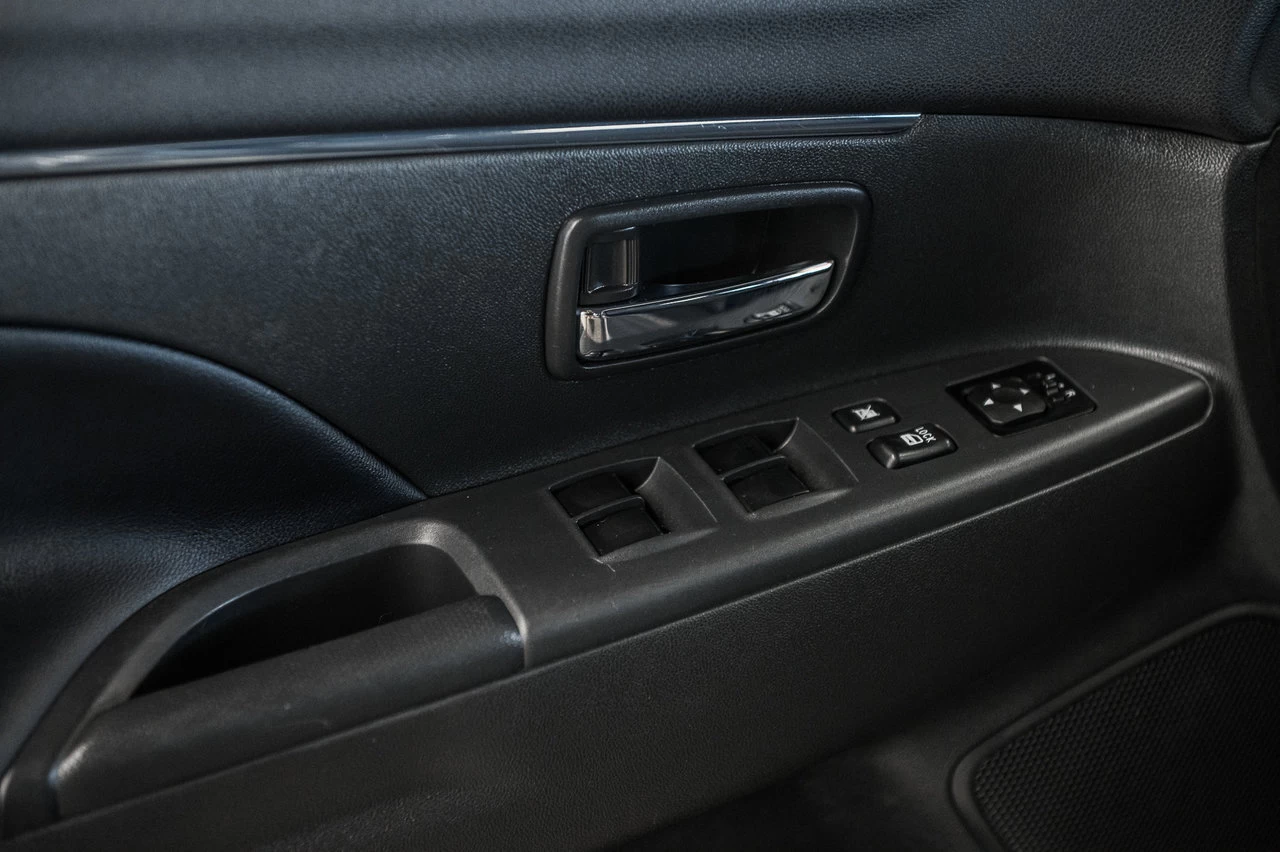 2022 Mitsubishi RVR Le Awc Image principale
