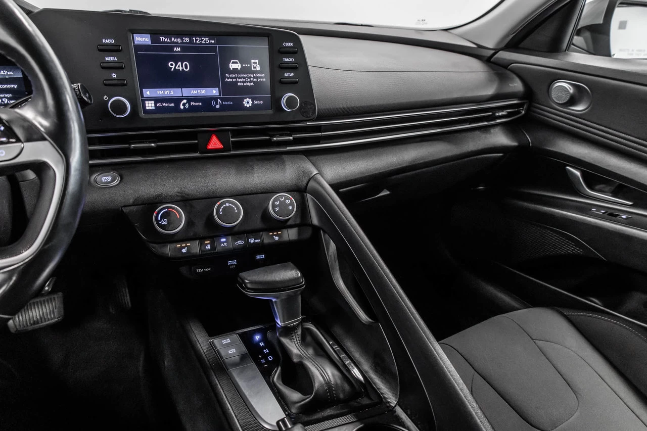 2021 Hyundai Elantra Preferred Image principale