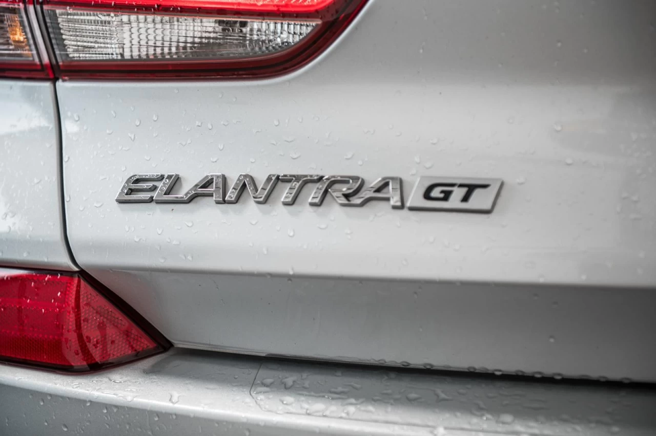 2018 Hyundai Elantra GT GLS MAGS+TOIT.OUVRANT+VOLANT/SIEGES.CHAUFF+CARPLAY Image principale