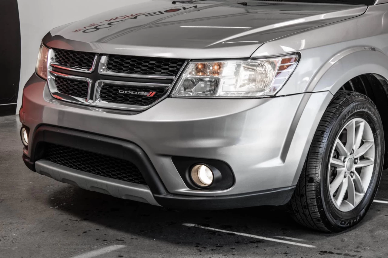 2015 Dodge Journey SXT V6 2x4 7 places Garantie 1 AN Image principale