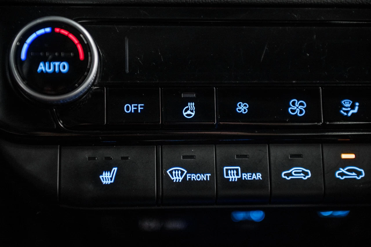 2023 Hyundai Elantra Preferred Tech Image principale