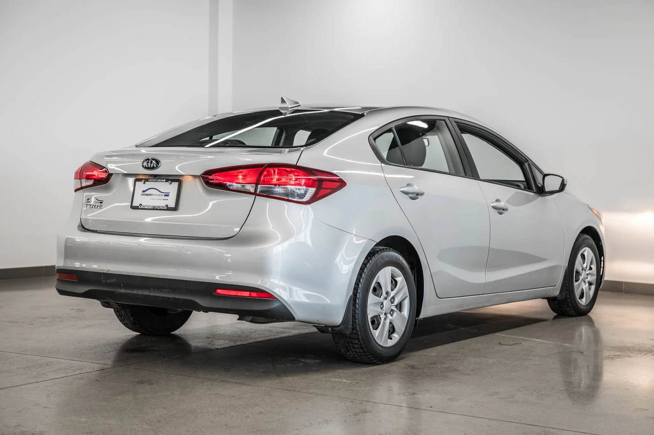 2017 Kia Forte Lx Bluetooth+sieges Main Image
