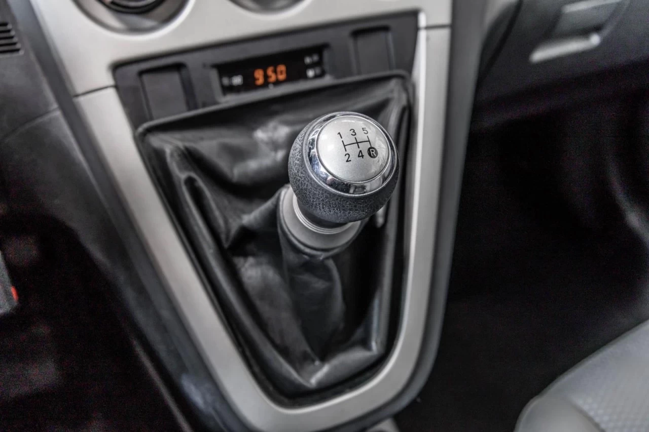 2009 Toyota Matrix XR - Manuelle - BAS KM Image principale