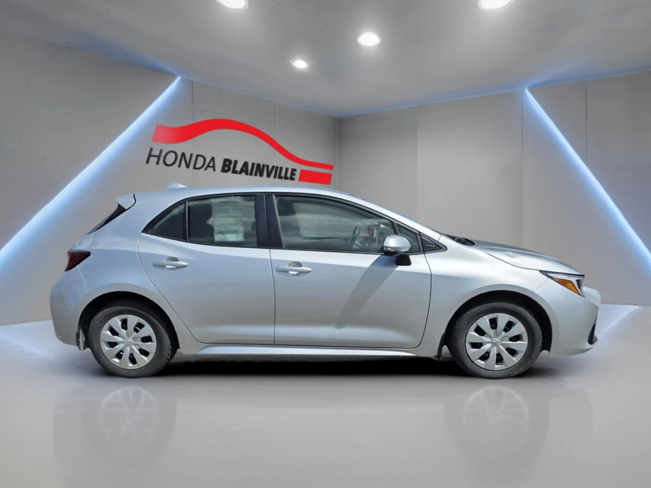 2023 Toyota Corolla Hatchback CVT Image principale