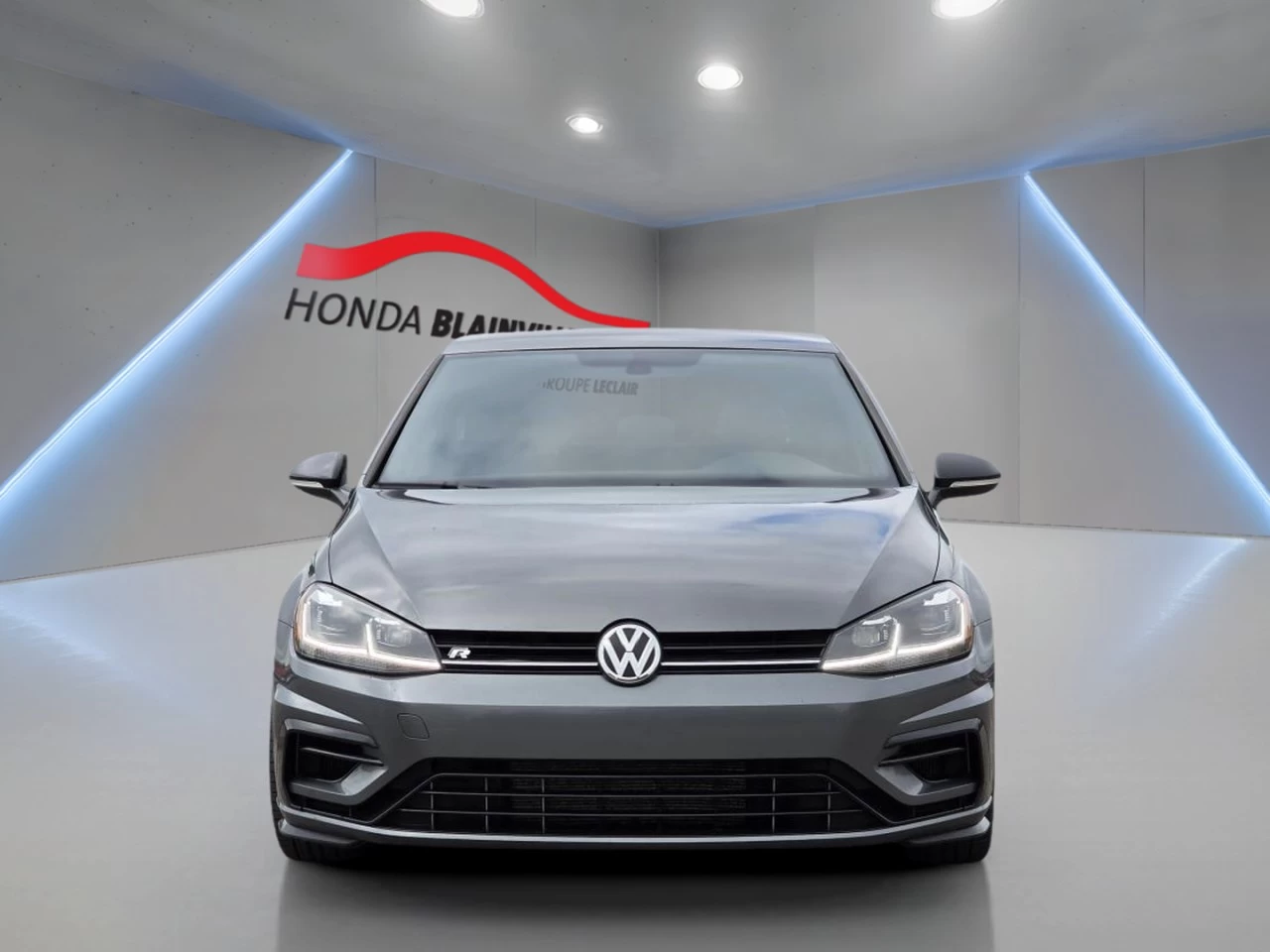 2018 Volkswagen Golf R 5-door DSG Main Image