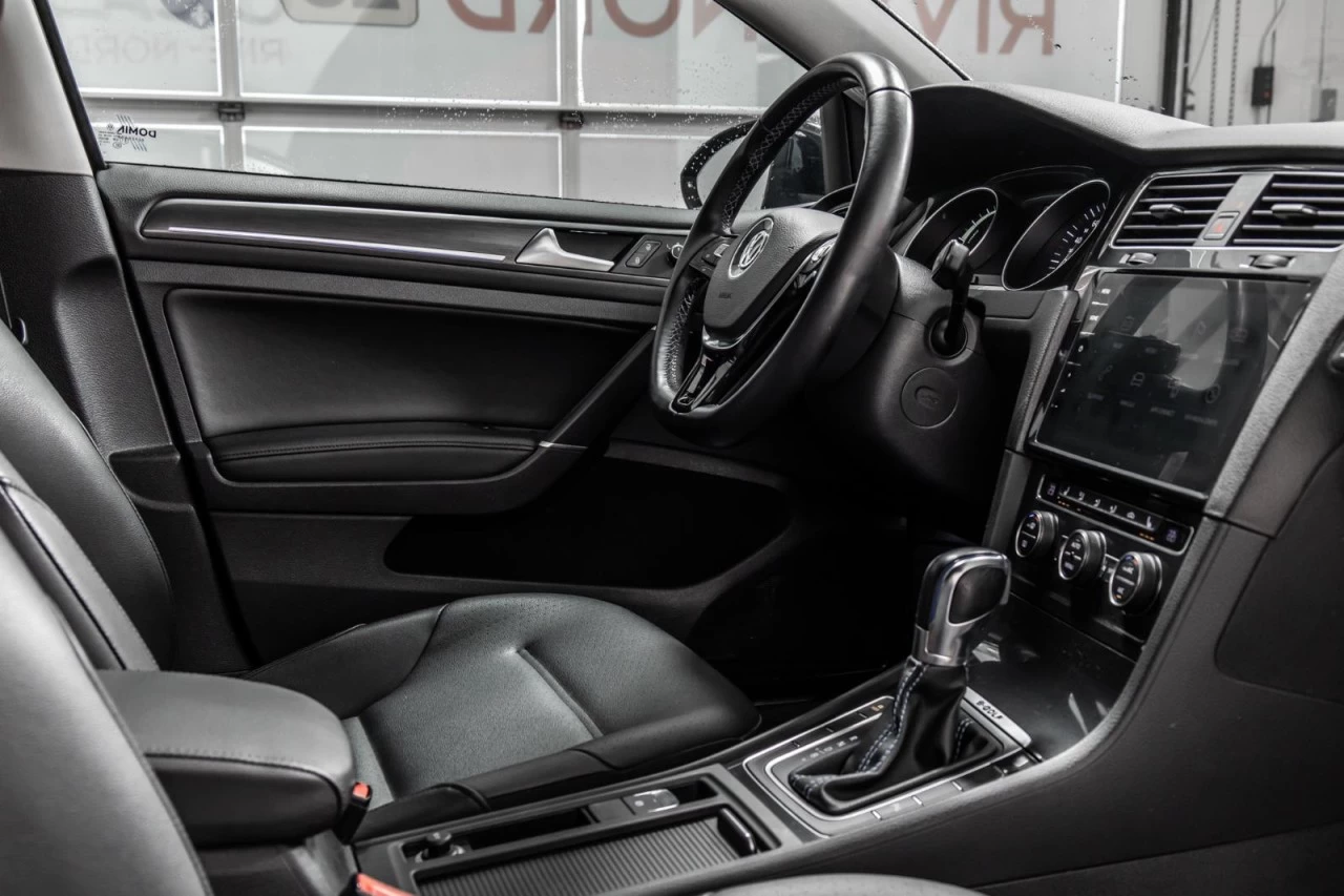 2018 Volkswagen e-Golf Comfortline SIEGES.CHAUFF+CARPLAY+BLUETOOTH Main Image