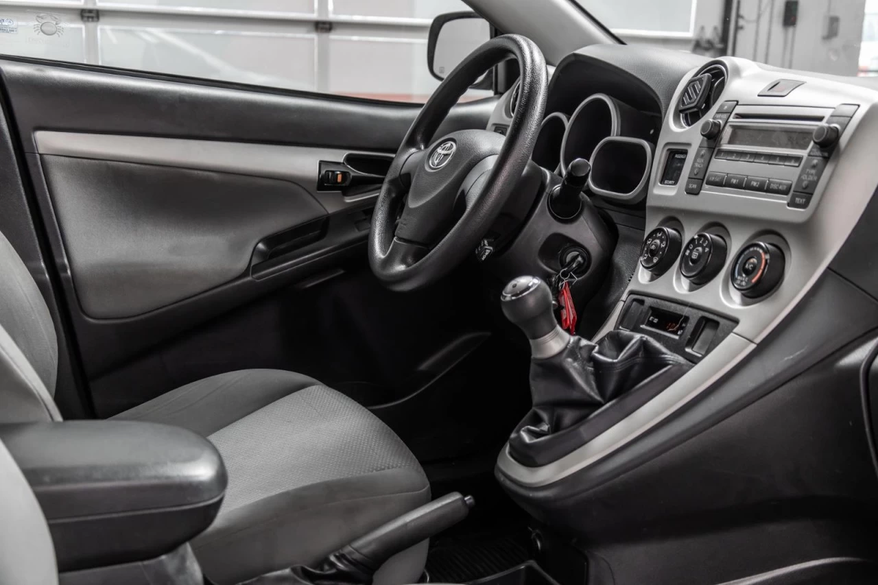 2010 Toyota Matrix Manuelle avec A/C Main Image