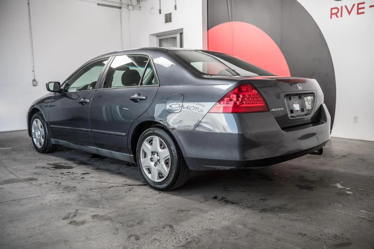 2007 Honda Accord Sedan Automatique AUBAINE!!! Image principale