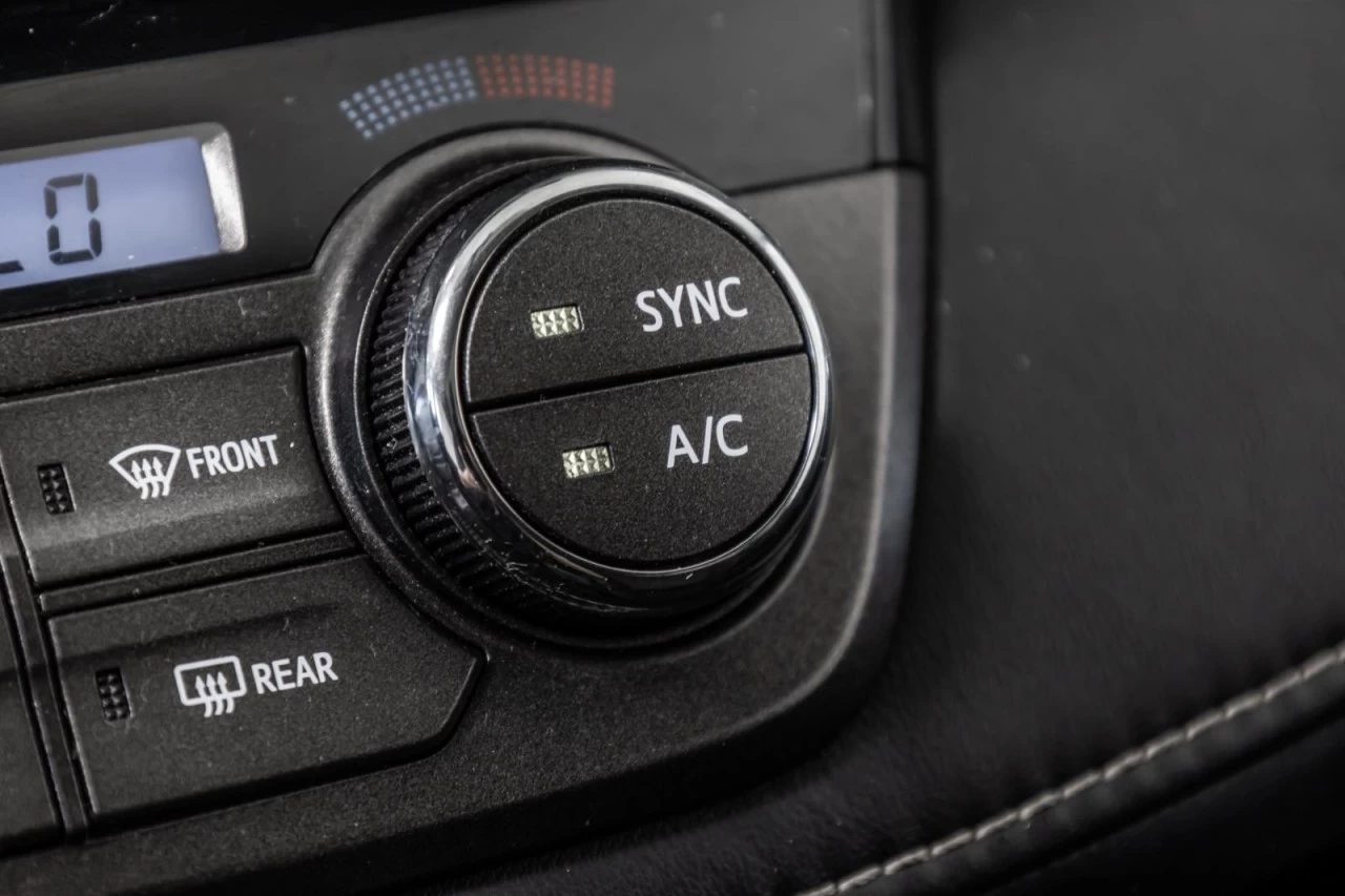2014 Toyota RAV4 2x4 XLE Garantie 1 AN Image principale