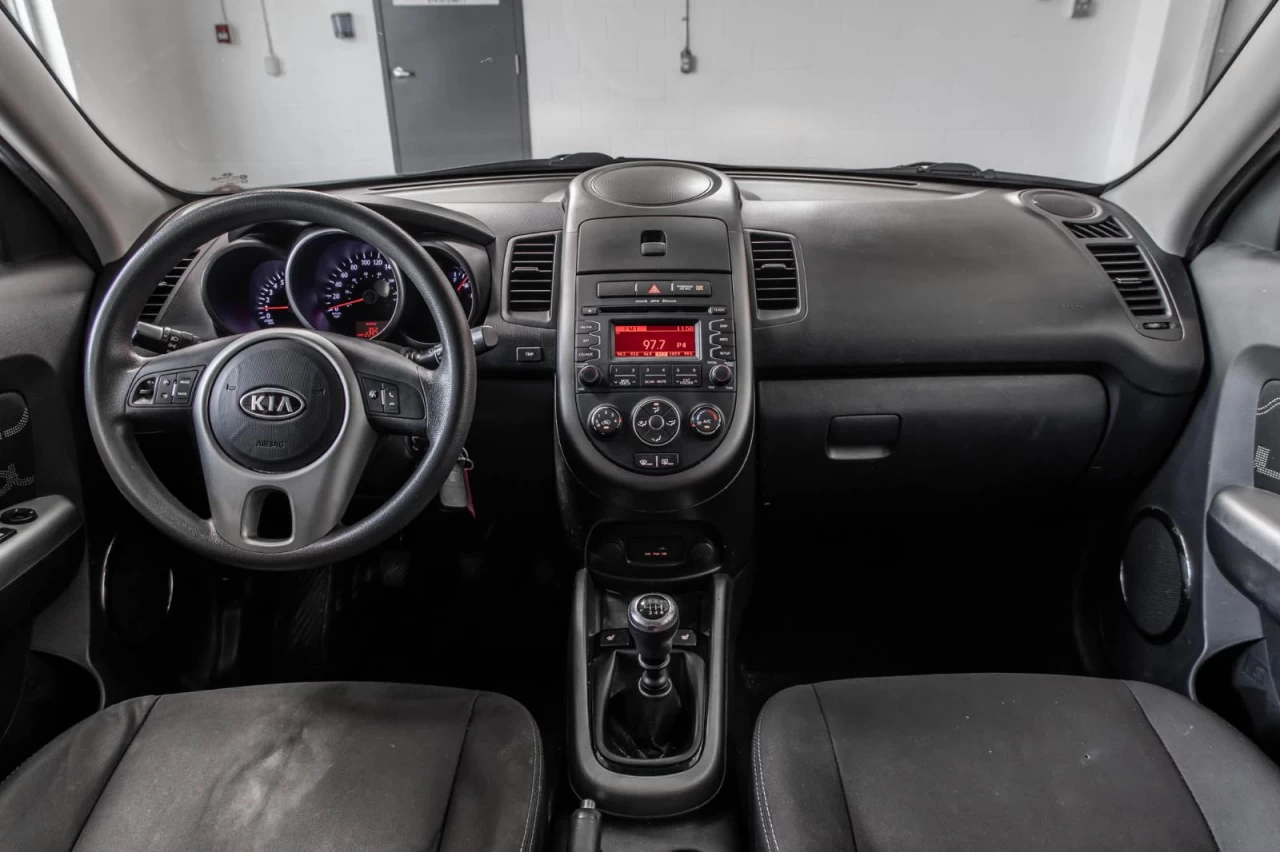 2012 Kia Soul Manuelle AUBAINE!!! Image principale