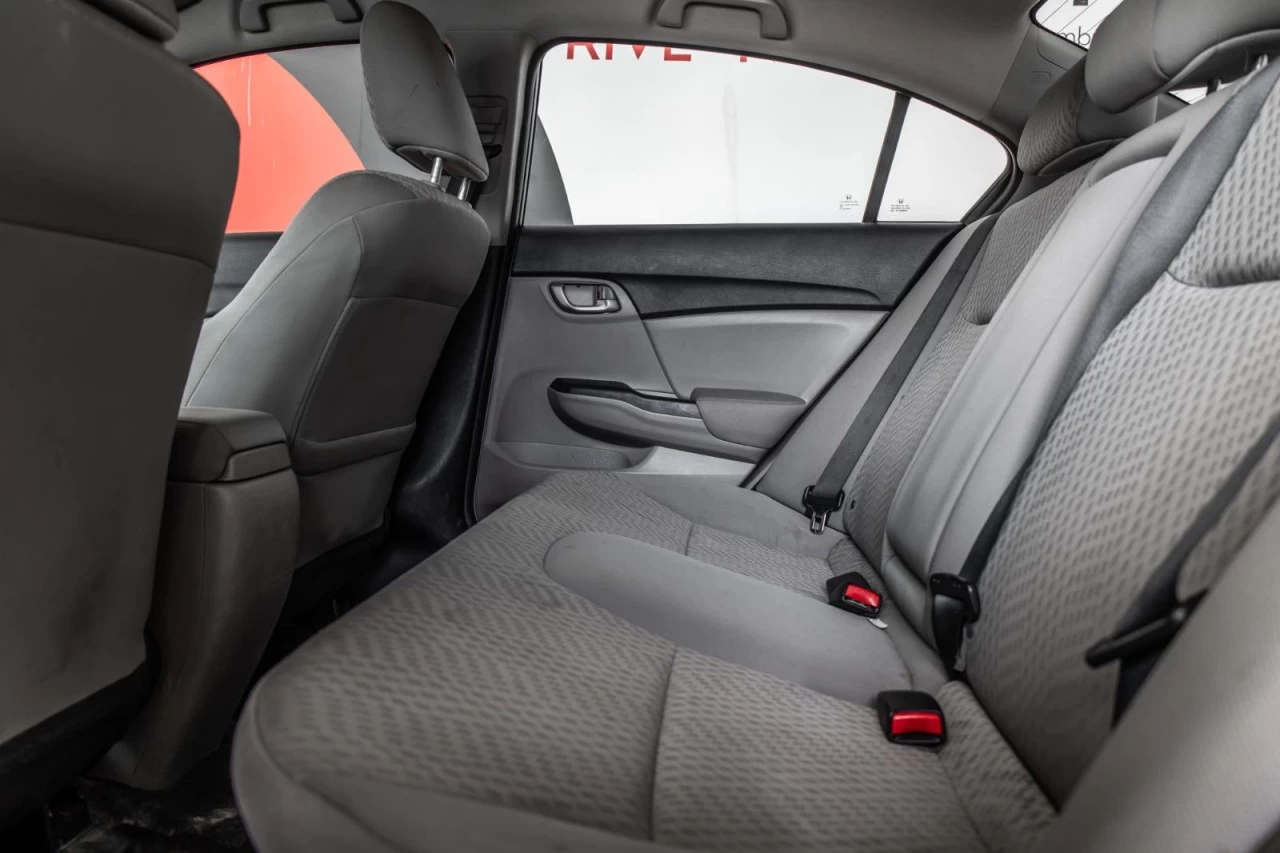 2014 Honda Civic Sedan Manuelle LX AUBAINE Image principale