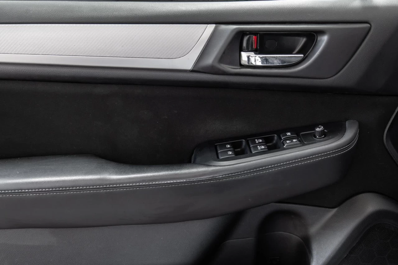 2017 Subaru Outback 2.5i Touring w-Tech Pkg TOIT.OUVRANT+SIEGES.CHAUFF Main Image