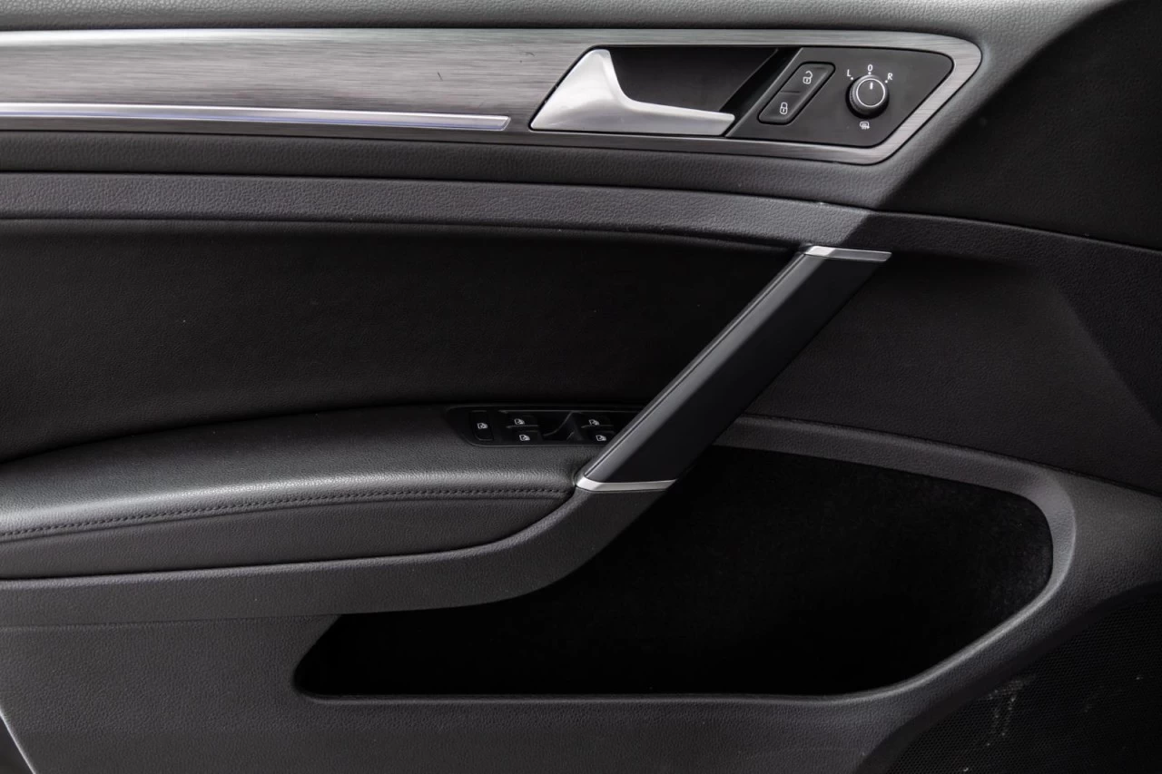2018 Volkswagen e-Golf Comfortline SIEGES.CHAUFF+CARPLAY+BLUETOOTH Main Image