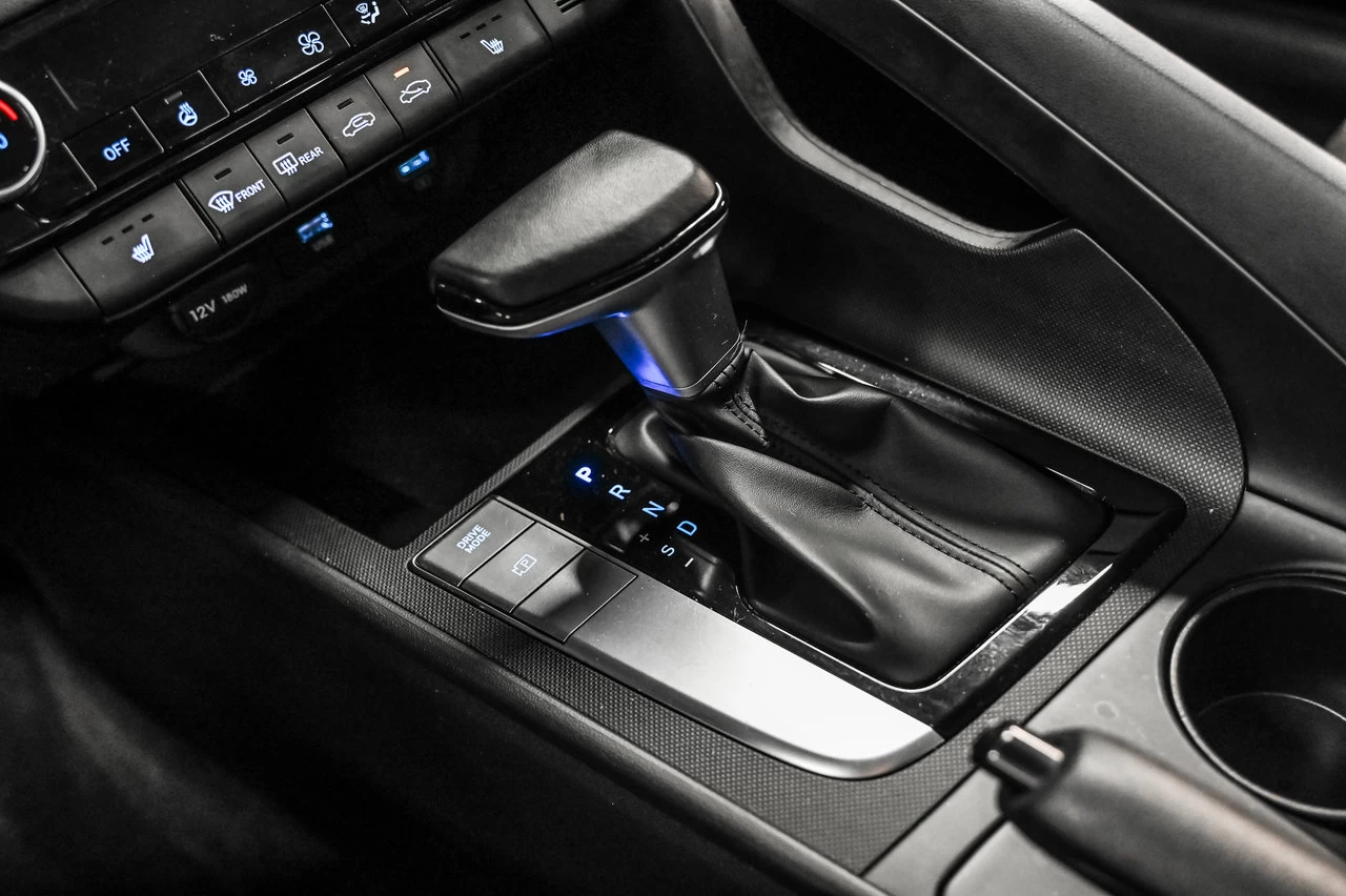 2023 Hyundai Elantra Preferred Tech Pack Main Image