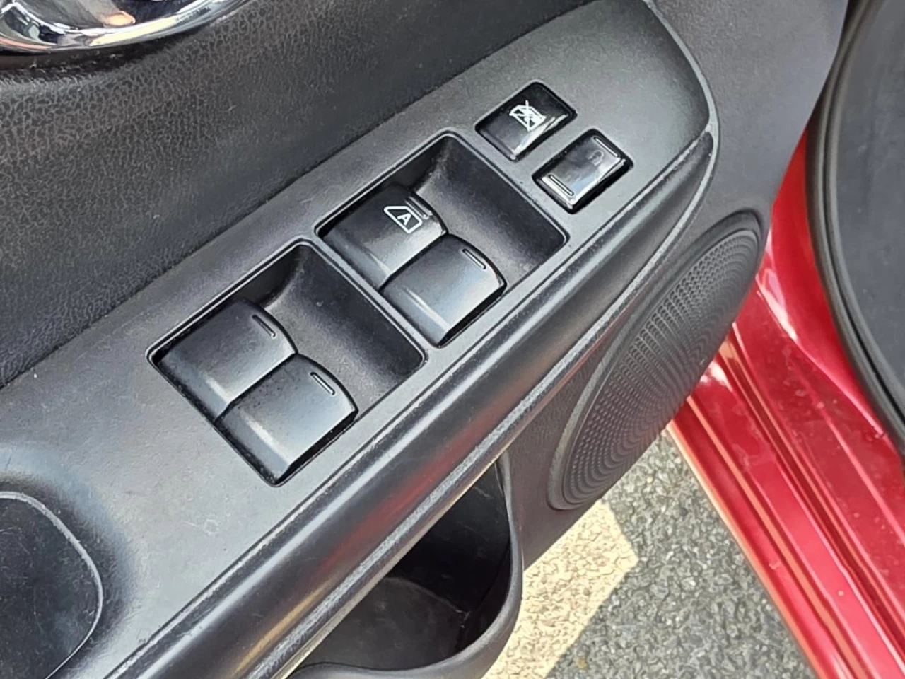 2017 Nissan Versa Note 5dr HB Auto 1.6 SV Main Image