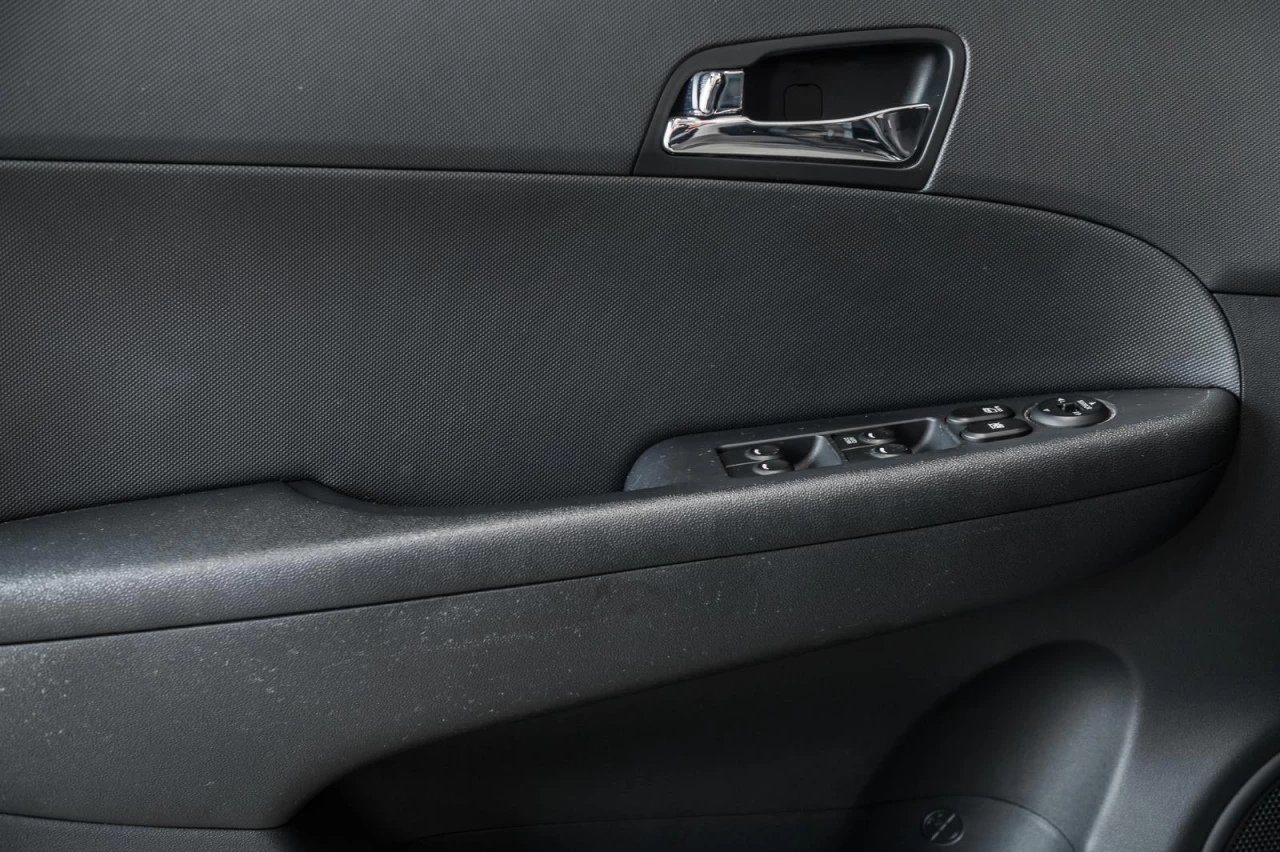 2010 Hyundai Elantra Touring Automatique AUBAINE!!! Main Image