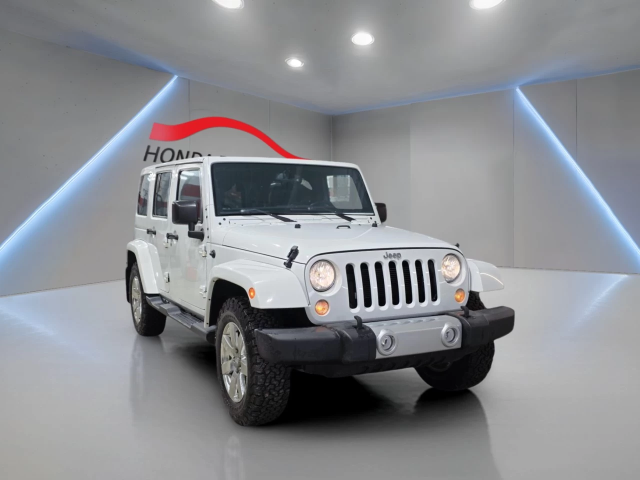 2015 Jeep Wrangler 4WD 4dr Sahara Image principale