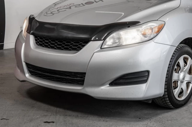 Toyota Matrix Manuelle avec A/C 2010