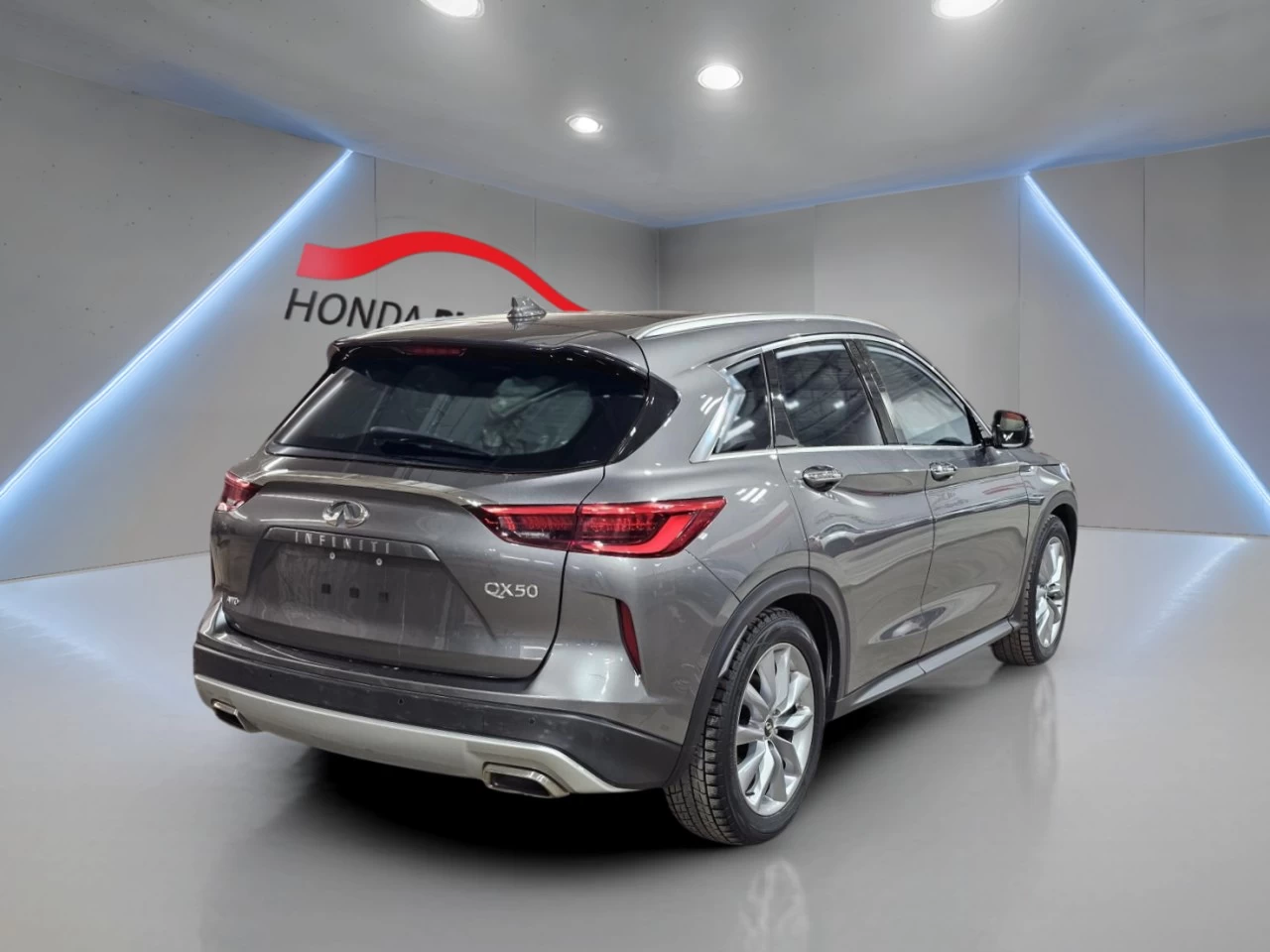 2019 Infiniti QX50 LUXE AWD Image principale