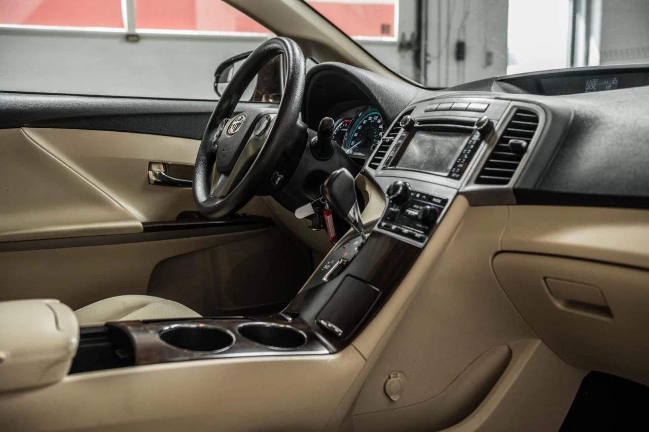 2014 Toyota Venza V6 AWD Garantie 1 AN Main Image