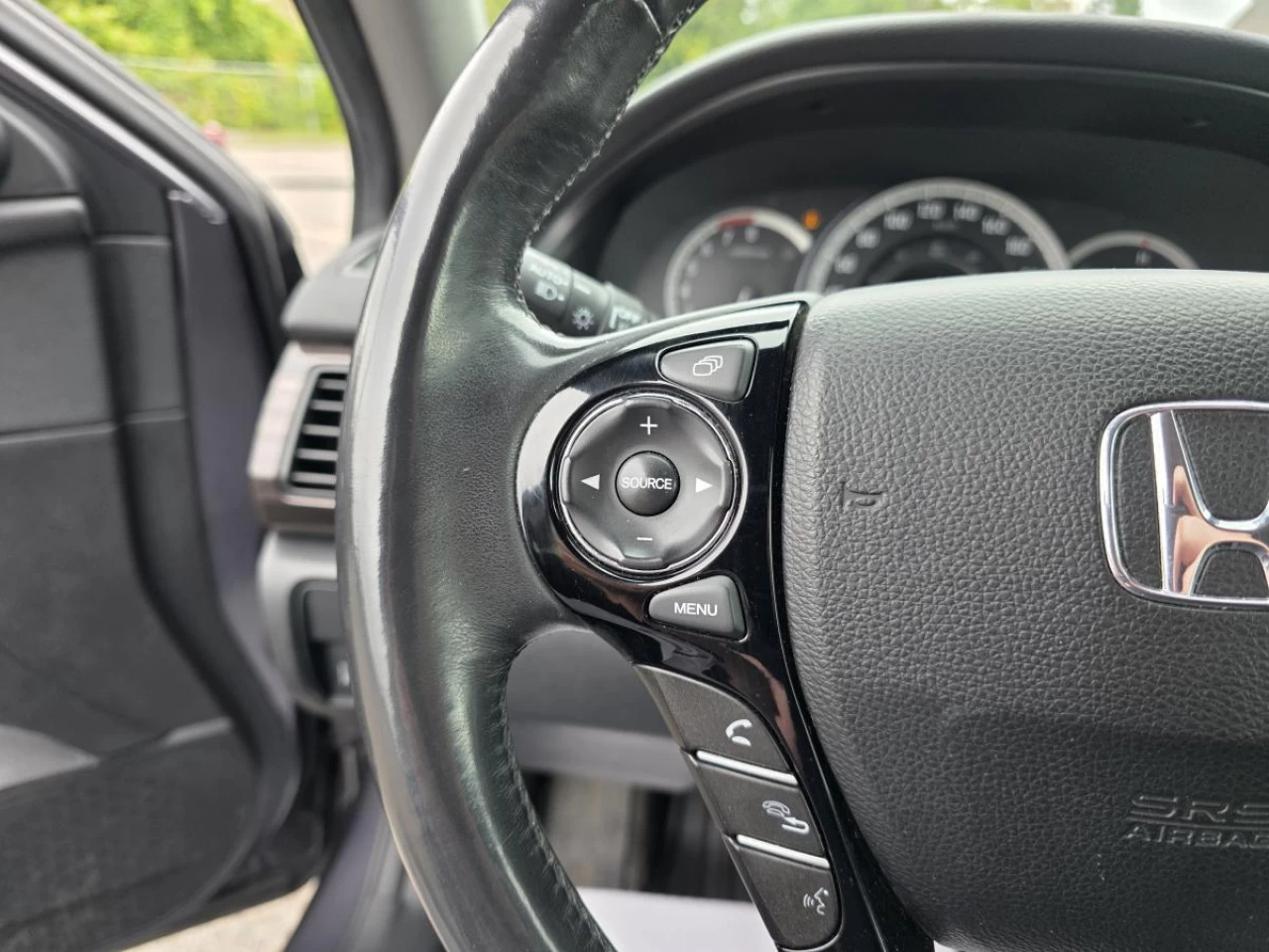 2016 Honda Accord Sedan Touring CVT Main Image