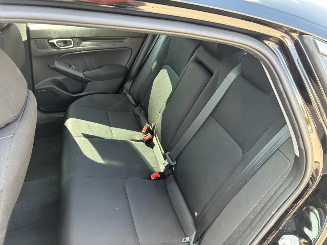2022 Honda Civic LX CVT Sedan Image principale