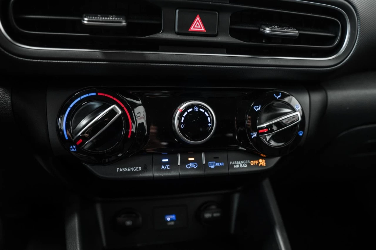 2023 Hyundai Kona Preferred AWD+VOLANT/SIEGES.CHAUFF+CARPLAY Main Image