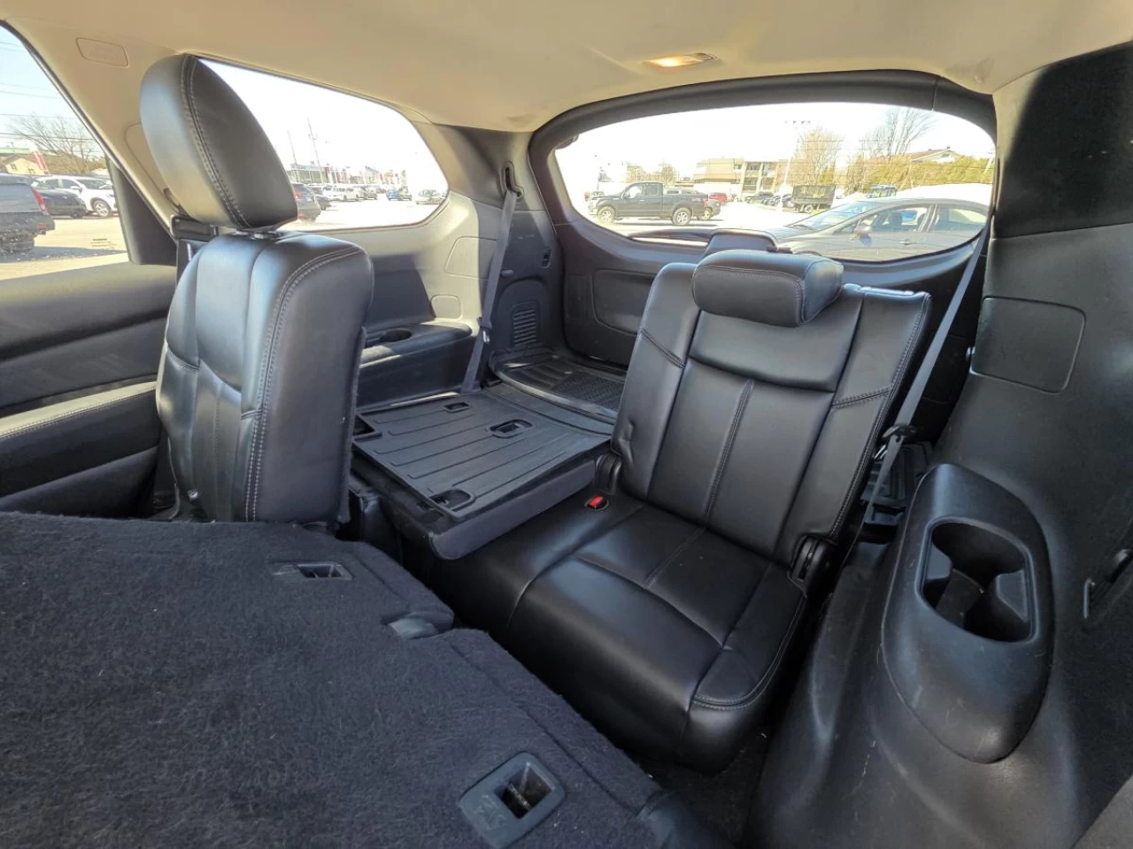 2017 Nissan Pathfinder 4WD 4dr S 7 passengers Image principale